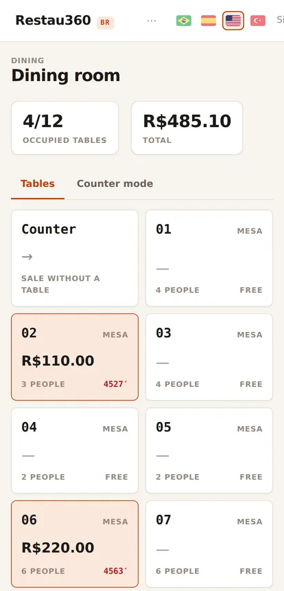 The same table screen on the server's phone.